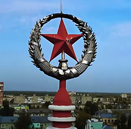 Мария Кожевникова әр тесігінде трахает болды Алетта мұхитындағы минет